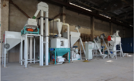 Animal Livestock Cattle Pig Chicken Poultry Feed Production Line 1-10TPH